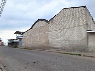 Foto 4 de GUAMANI SUR DE QUITO SECTOR COLISEO DE  PAQUISHA RENTA APLIO GALPONES CON LOCAL