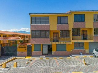 Foto 1 de RENTA DE CASA ESQUINERA ARMENIA 1- 282M2