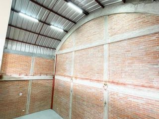 Foto 9 de ARRIENDO BODEGA / GALPÓN DE 150 M2 EN AV. GALO PLAZA LASSO