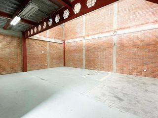 Foto 5 de ARRIENDO BODEGA / GALPÓN DE 150 M2 EN AV. GALO PLAZA LASSO