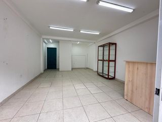 Foto 5 de LOCAL COMERCIAL EN ARRIENDO 36M2 LA PAMPA
