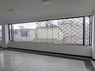 Foto 8 de Rento Oficina espacios 54m2 Av El Inca 2do piso