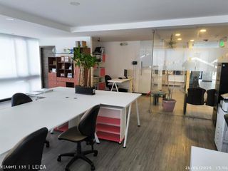 Foto 14 de CATALINA ALDAZ ARRIENDO OFICINA 230m2 5 PARQUEADEROS