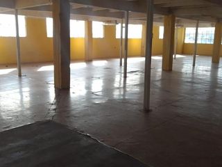 Foto 6 de SE RENTA BODEGA