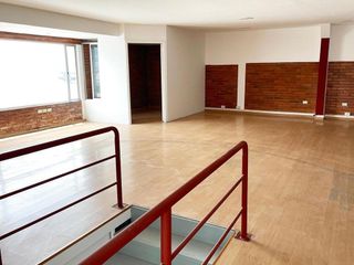 Foto 9 de ARRIENDO BODEGA / GALPÓN DE 400 M2 EN AV. GALO PLAZA LASSO