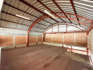 Foto 18 de ARRIENDO BODEGA / GALPÓN DE 400 M2 EN AV. GALO PLAZA LASSO