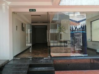 Foto 13 de ARRIENDO OFICINA 180m2 1500USD GASPAR DE VILLARROEL