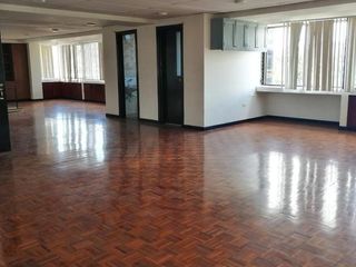 Foto 23 de ARRIENDO OFICINA 180m2 1500USD GASPAR DE VILLARROEL