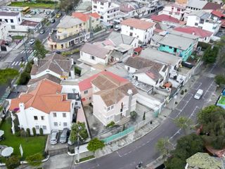 Foto 5 de Renta casa comercial 295m2 Mariscal Foch 2 Pisos