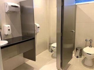 Foto 10 de REPÚBLICA DEL SALVADOR EDIFICIO CORPORATIVO ARRIENDO OFICINA 350,58m2