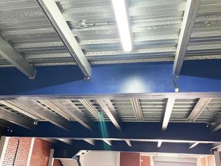 Foto 5 de ARRIENDO BODEGA / GALPÓN DE 400 M2 EN AV. GALO PLAZA LASSO