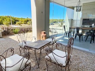 Foto 10 de Departamento en alquiler  Temporario   2 amb  PB con  jardin propio Costa Esmeralda  9621