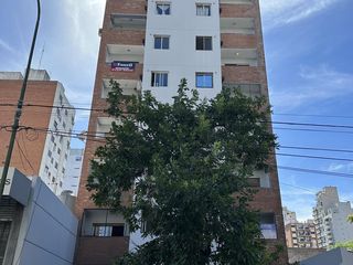 Foto 1 de Av. Hipólito Yrigoyen 9234