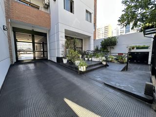 Foto 2 de Av. Hipólito Yrigoyen 9234