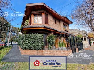Foto 18 de Exc. Chalet en Esquina, Todo Reciclado a Nuevo con Detalles de Categoría