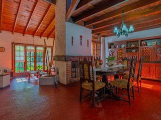 Foto 4 de Casa en venta - 3 Dormitorios 4 Baños - Mar del Plata
