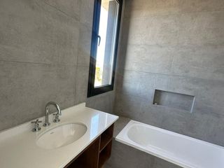 Foto 21 de Alquiler Anual Casa a La Laguna en San Benito Villanueva Tigre