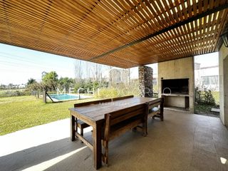Foto 25 de Casa 3 dormitorios venta en San Francisco, Villa Nueva
