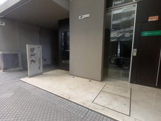 Foto 1 de Cochera en Alquiler - Auto Chico