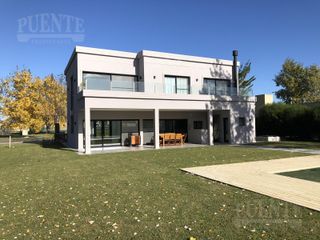 Foto 3 de Casa en Venta en San Eliseo Golf a estrenar