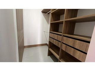 Foto 17 de APARTAMENTO CON VISTA AL VALLE Y A LOS FARALLONES PARA ESTRENAR