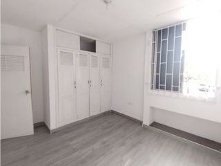 Foto 13 de APARTAMENTO EN ARRIENDO EN CIUDAD JARDIN PISO 2