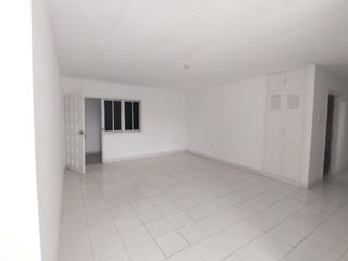 Foto 3 de APARTAMENTO EN ARRIENDO EN CIUDAD JARDIN PISO 2