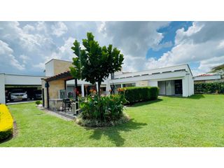 Foto 2 de Casa campestre en venta en condominio cerrado - Rozo Palmira Valle