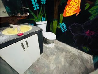 Foto 9 de Guayaquil  Urdesa, Local Comercial en Renta, 39m2, 2 Ambientes