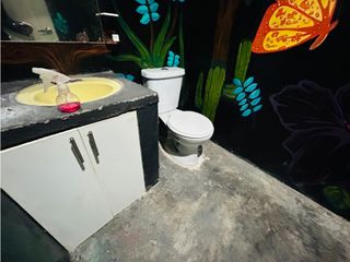 Foto 11 de Guayaquil  Urdesa, Local Comercial en Renta, 39m2, 2 Ambientes