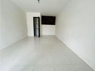 Foto 1 de Guayaquil Urdesa, Local Comercial en Renta, 18m2, 2 Ambiente
