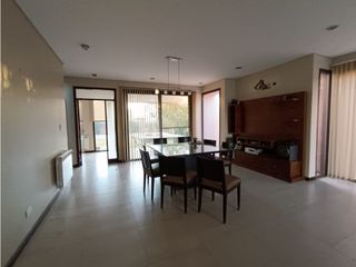 Foto 2 de Rodriguez Damonte Alquila Casa con Piscina en Barrio La Bastilla