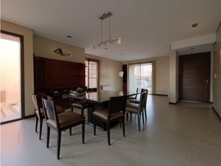 Foto 4 de Rodriguez Damonte Alquila Casa con Piscina en Barrio La Bastilla
