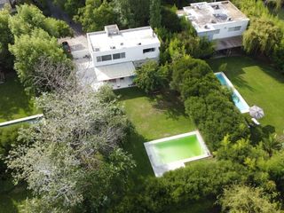 Foto 2 de Venta Casa 4 ambientes en Tigre