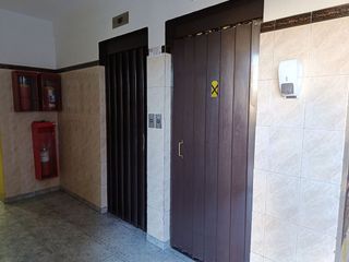 Foto 17 de Departamento Venta de 4 ambientes en Laferrere