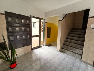 Foto 2 de Departamento Venta de 4 ambientes en Laferrere