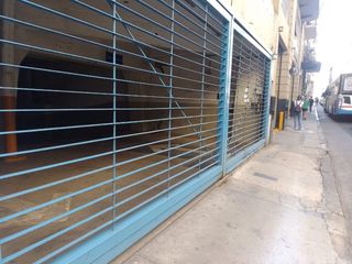 Foto 2 de Cochera en venta en Micro Centro