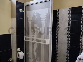 Foto 20 de Amplia Casa en venta en Chone con locales y villa extra para alquiler