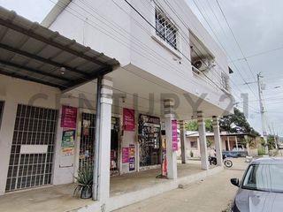 Foto 23 de Amplia Casa en venta en Chone con locales y villa extra para alquiler