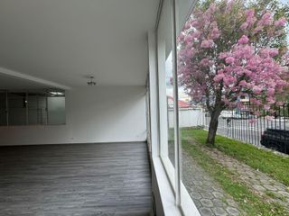 Foto 6 de LOCAL COMERCIAL EN RENTA DE 170M2 CON VISIBILIDAD- LA FLORESTA