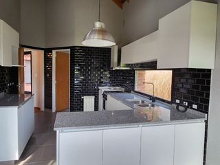 Foto 5 de Casa en Alquiler en San Isidro Labrador, Villanueva, Tigre, G.B.A. Zona Norte, Argentina