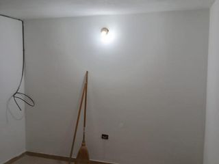 Foto 4 de AMPLIO LOCAL EN BARRIO ALTAMIRA! GRAN OPORTUNIDAD.-
