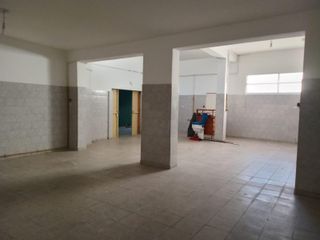 Foto 1 de AMPLIO LOCAL EN BARRIO ALTAMIRA! GRAN OPORTUNIDAD.-