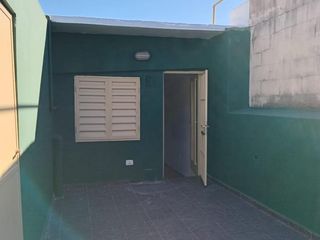 Foto 13 de AMPLIO LOCAL EN BARRIO ALTAMIRA! GRAN OPORTUNIDAD.-