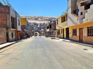 Foto 2 de VENTA DE CASA EN LEONCIO PRADO