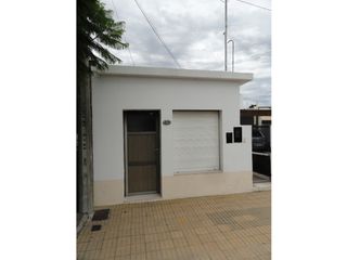 Foto 1 de Depto. al frente! Disponible ya!!!