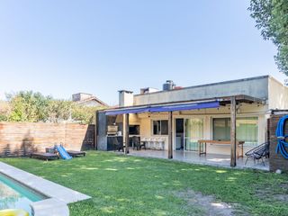 Foto 4 de CASA 3 AMB CON QUINCHO Y PILETA-MASCHW  CTRY.CLUB