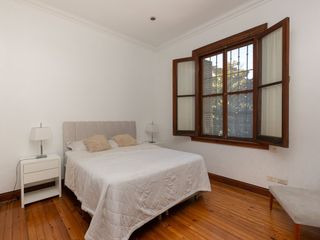 Foto 12 de Casa 7 ambientes alquiler Belgrano R jardín pileta