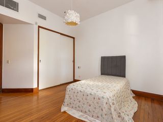 Foto 40 de Casa 7 ambientes alquiler Belgrano R jardín pileta