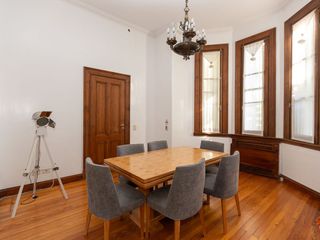 Foto 5 de Casa 7 ambientes alquiler Belgrano R jardín pileta